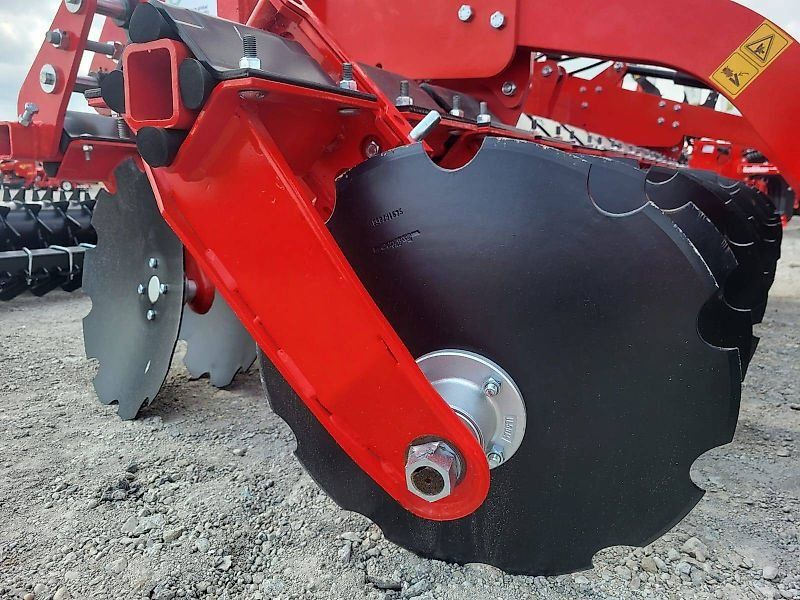 Agregat talerzowy Ozdoken Combi-T300, 3 m wersja półzawies