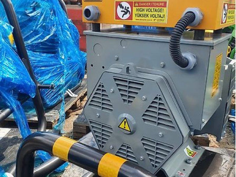 Cast Group Agregat prądotwórczy AKS38SRL dostępny od ręki