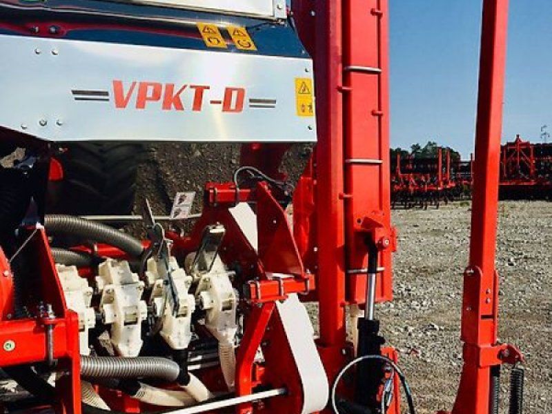 Siewnik teleskopowy 8-rzędowy Ozdoken VPKT-DG8 z nawożeniem wgłę