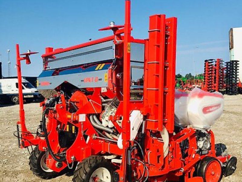 Siewnik teleskopowy 8-rzędowy Ozdoken VPKT-DG8 z nawożeniem wgłę