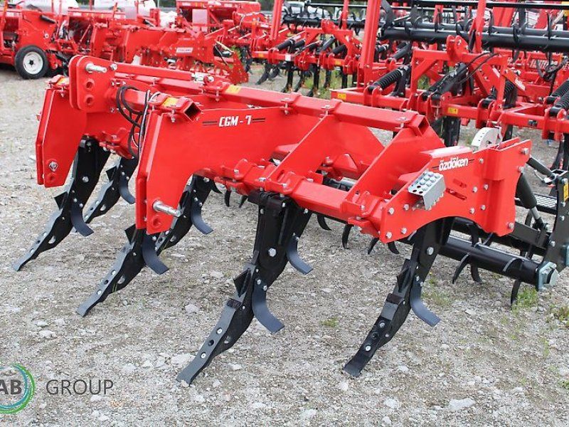 Pług dłutowy Ozdoken CGM-7 7 łap