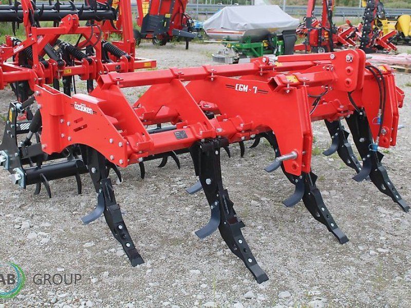 Pług dłutowy Ozdoken CGM-7 7 łap