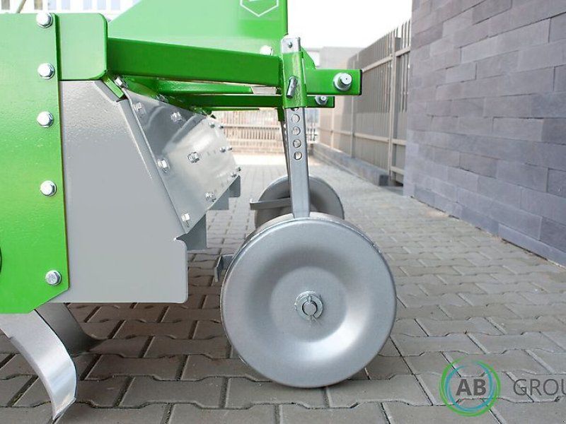 Bomet Glebogryzarka do międzyrzędzi Vela U540/1 M