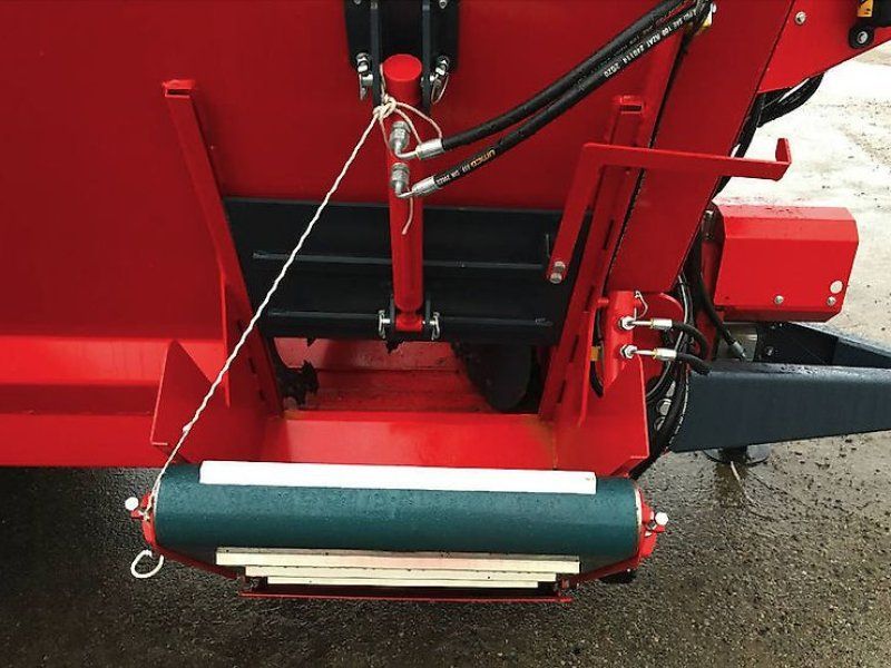 FiMAKS Poziomy wóz paszowy FMH I 6m3