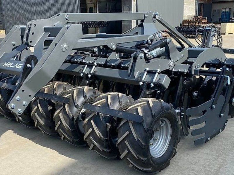 Agregat talerzowy uprawowo-siewny z wałem oponowym AUTW 3m