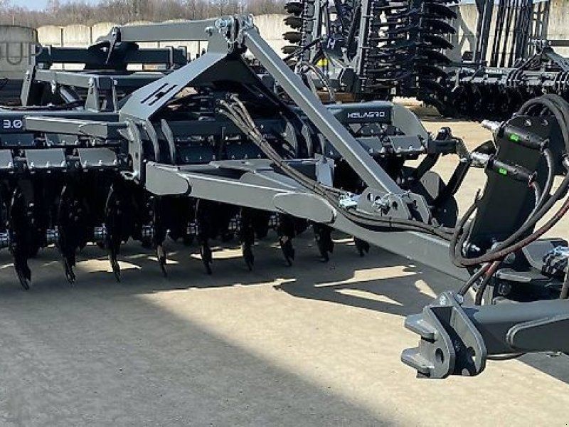 Agregat talerzowy uprawowo-siewny z wałem oponowym AUTW 3m