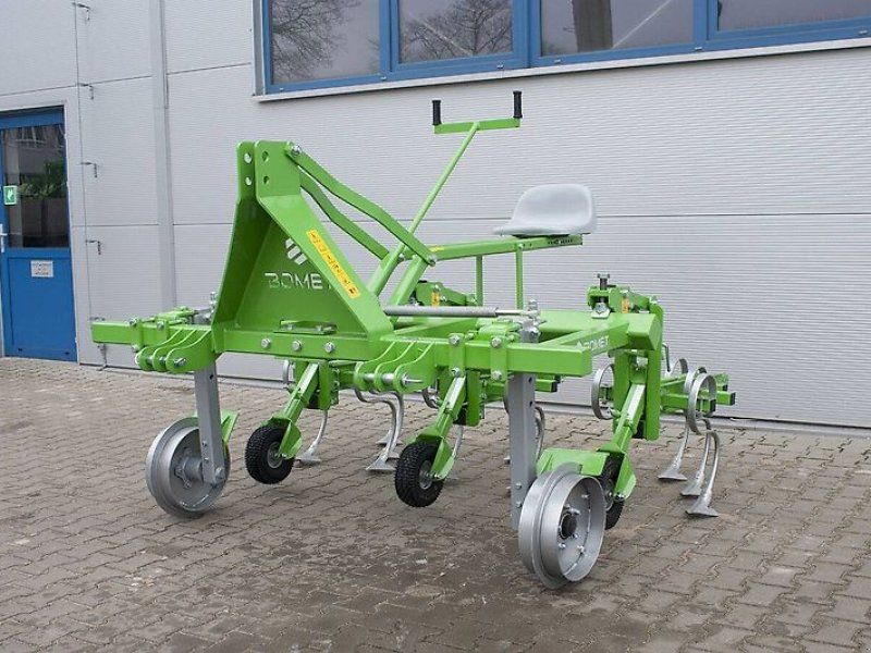 Bomet pielnik z prowadzeniem ręcznym Nembus P470