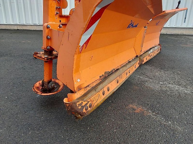 Samasz PSV 271 UP mit Kommunalplatte