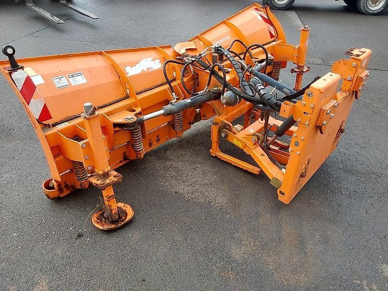 Samasz PSV 271 UP mit Kommunalplatte