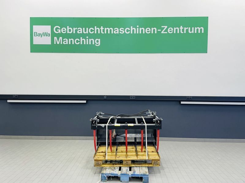 Giant DUNG- UND SILAGEZANGE 130 CM