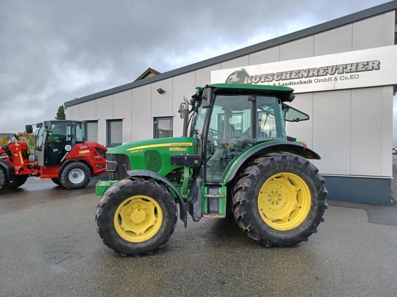 John Deere 5080M