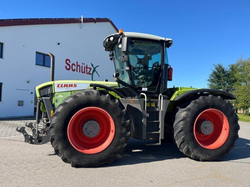Claas Xerion 3800 Trac PTO mit GPS S3 mit Frontkraftheber und Heckzapf
