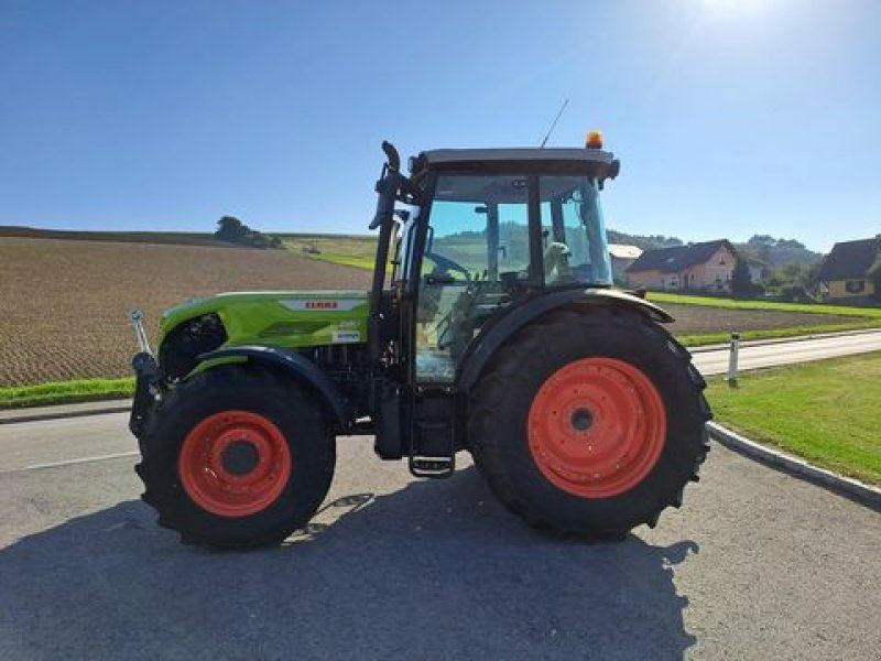 Claas Axos 240