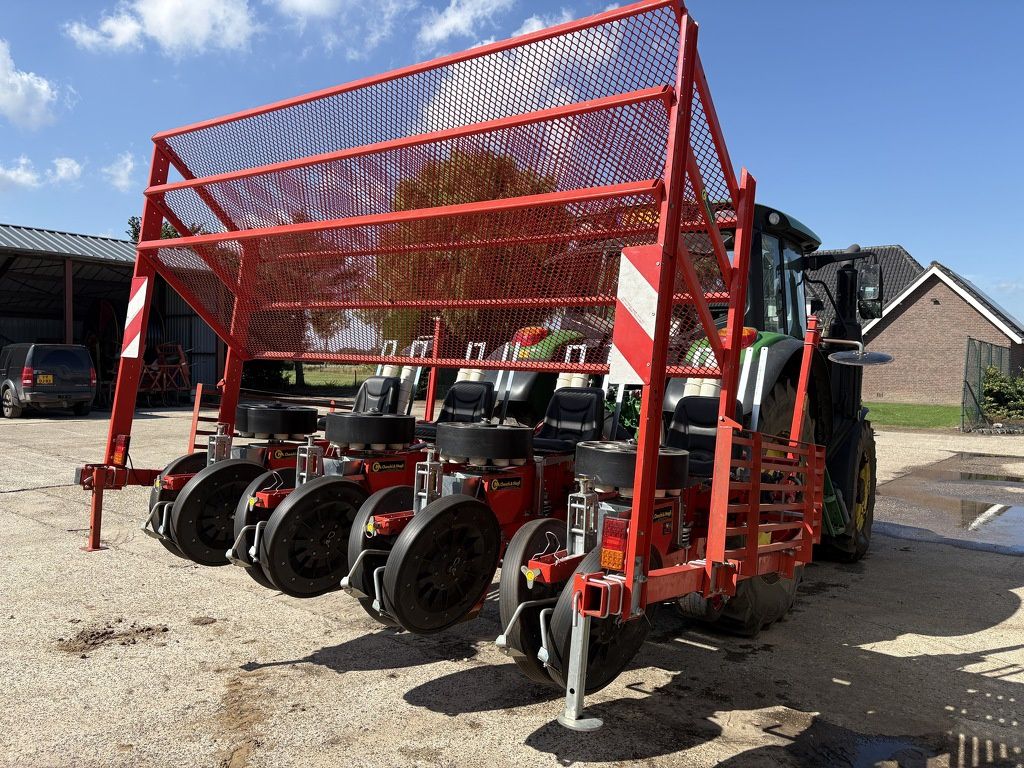 Checchi & Magli plantmachine