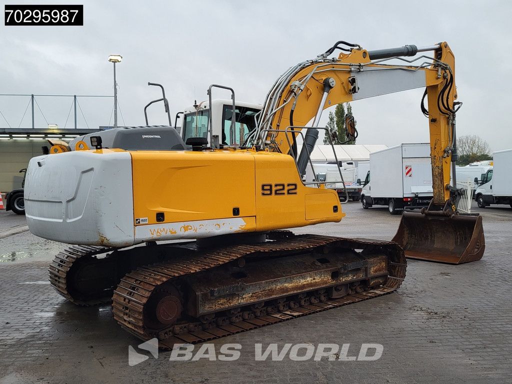 Liebherr Select R922 LC