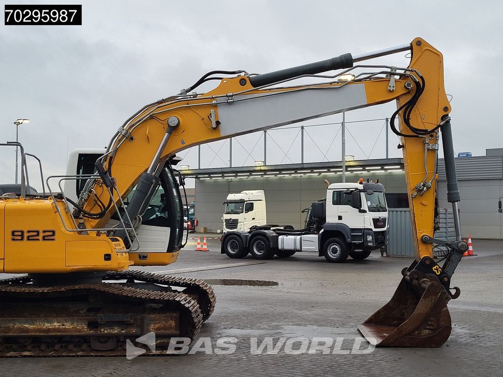 Liebherr Select R922 LC