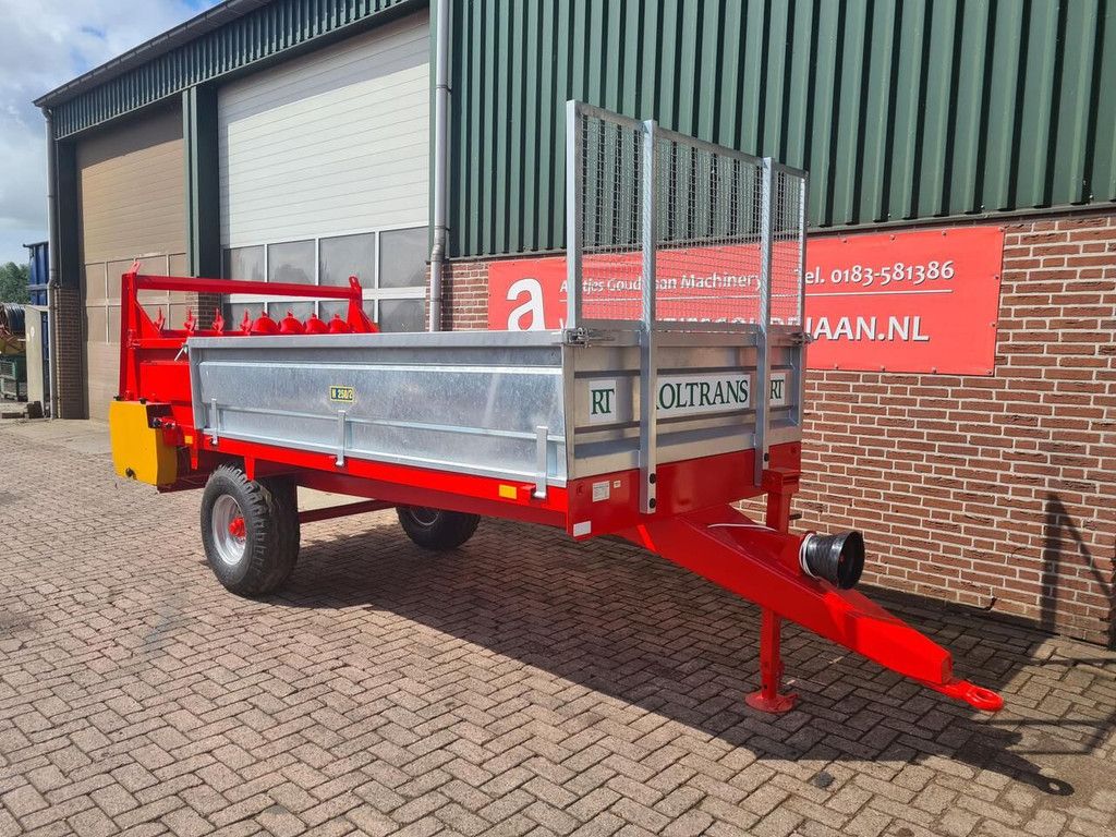 Meststrooier - Nieuw manure spreader