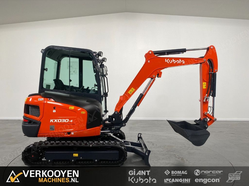2025 Kubota KX030-4 Hi Spec VK10372