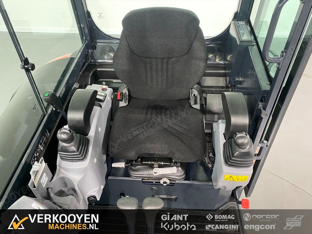 2025 Kubota KX030-4 Hi Spec VK10372