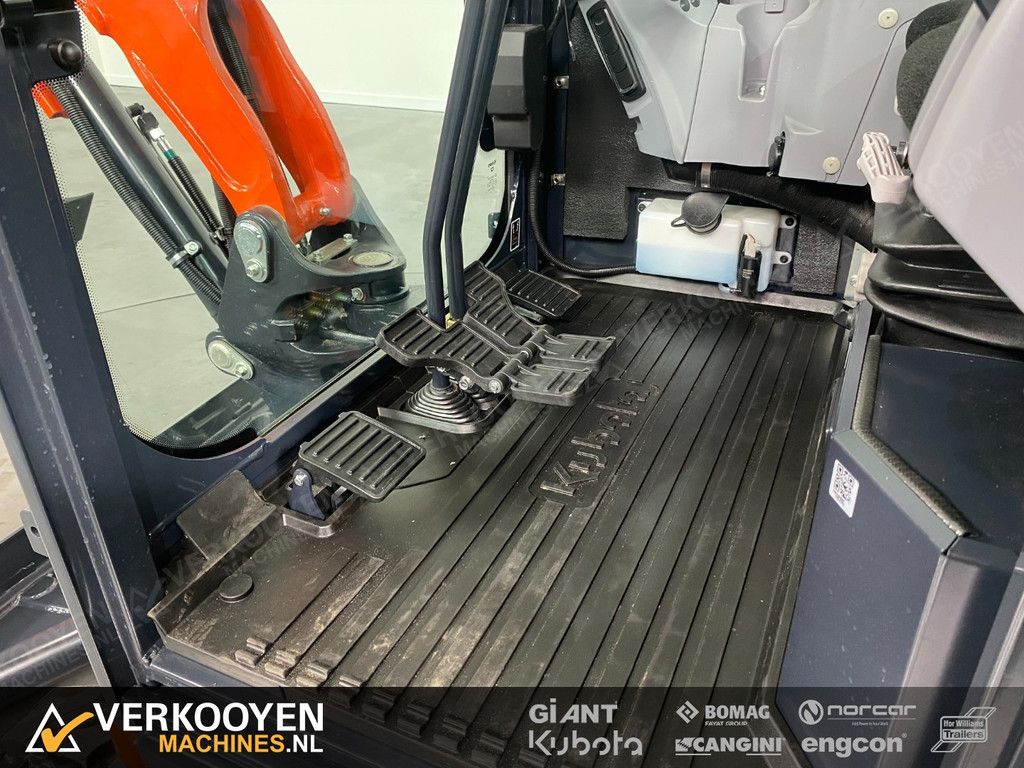 2025 Kubota KX030-4 Hi Spec VK10372