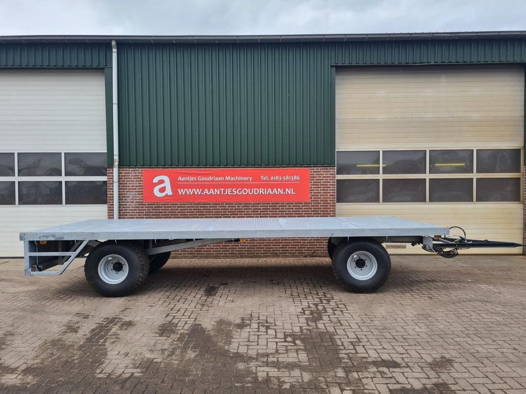 Balenwagen verzinkt platform trailer