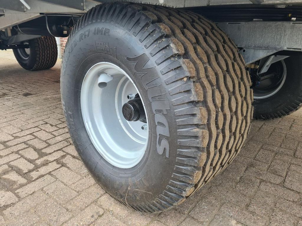 Balenwagen verzinkt platform trailer