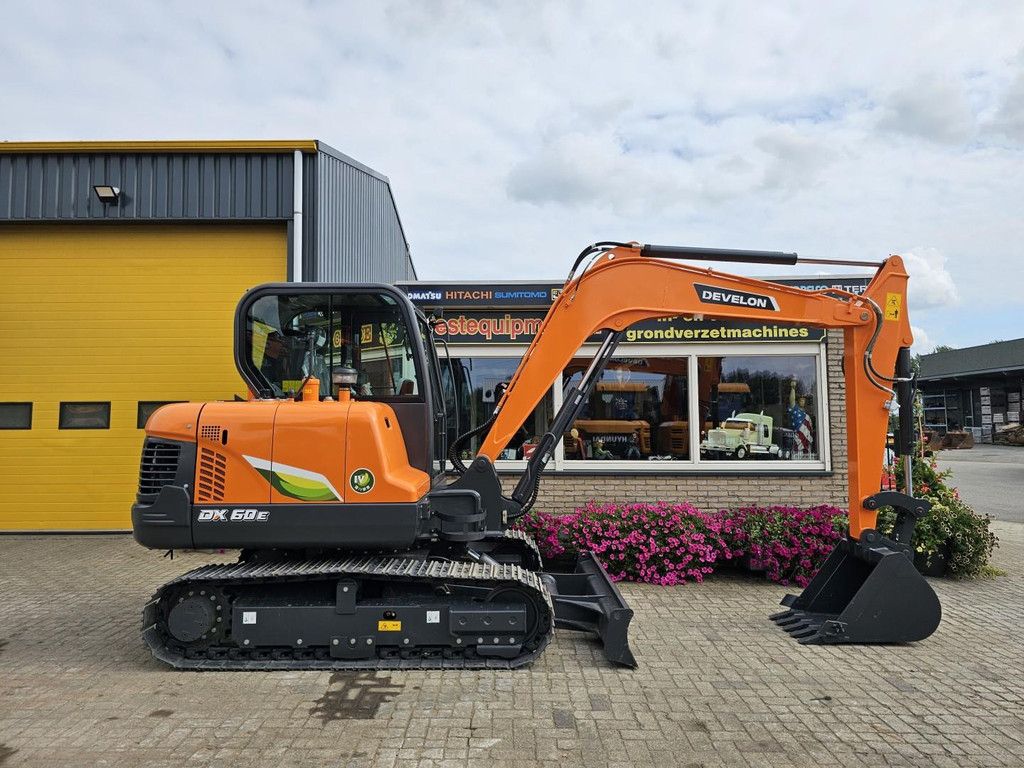 Develon DX60E-10N WE1112