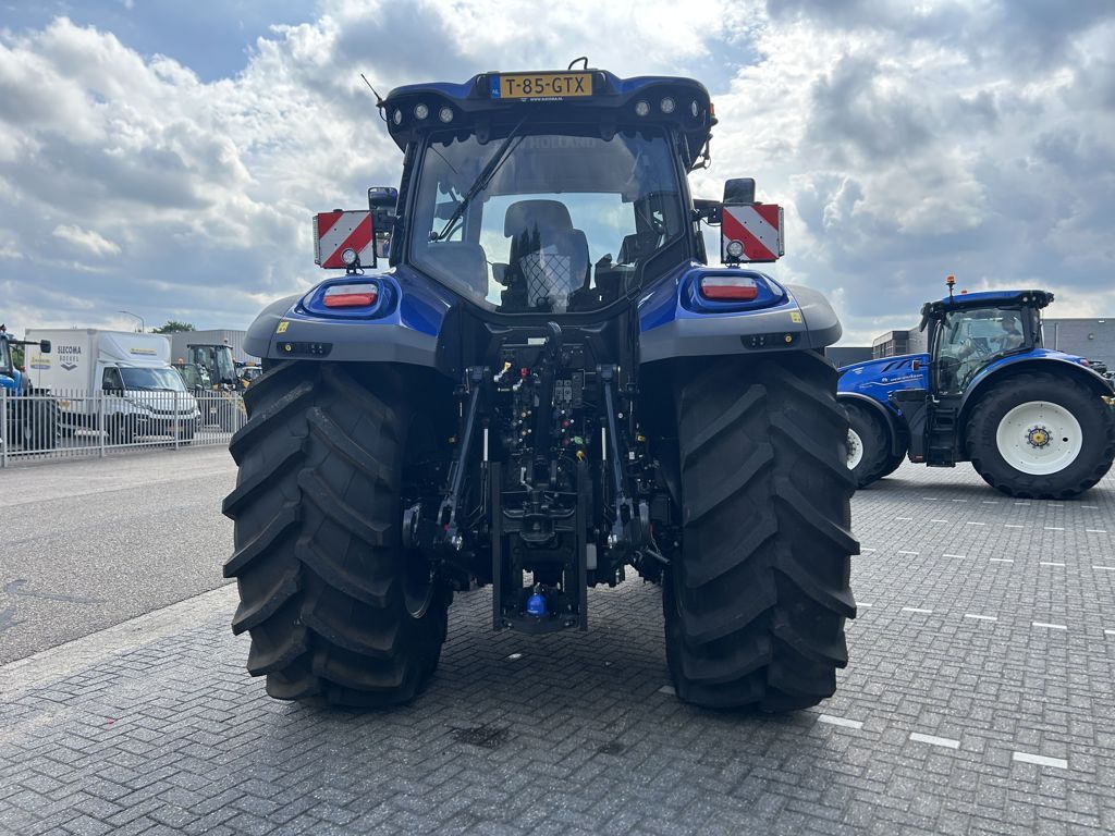 New Holland T7.300 AC New Gen Blue Power DEMO