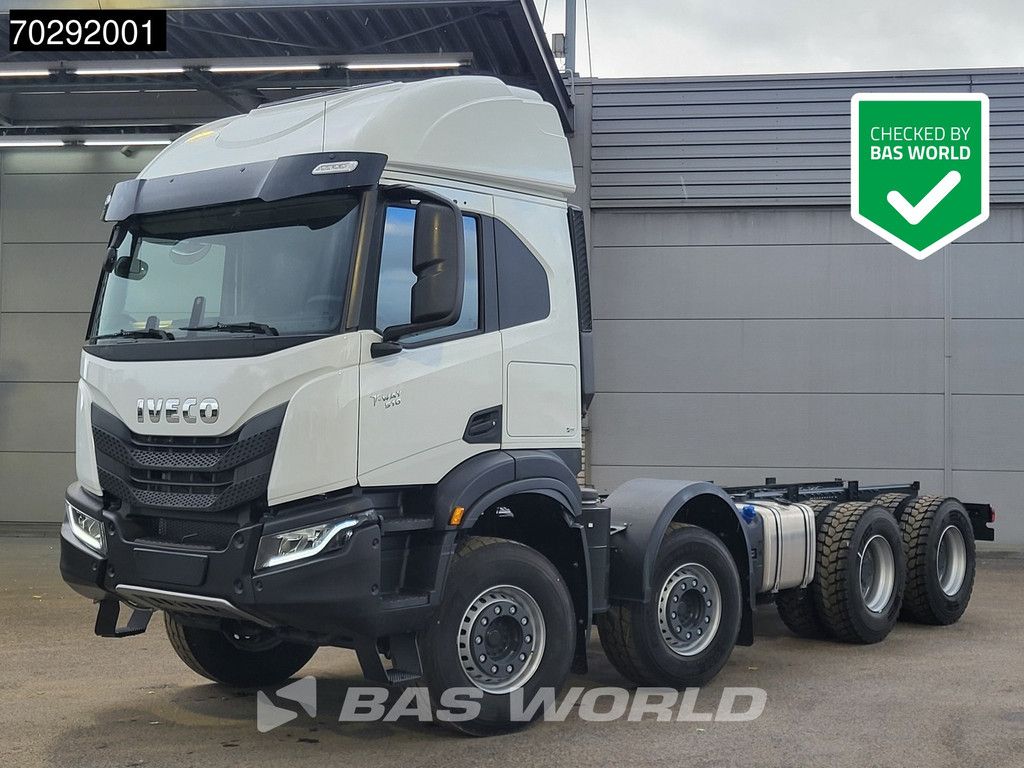 Iveco T-WAY 510 8X4 NEW! Retarder Big-Axle Steelsuspension LED Euro 6