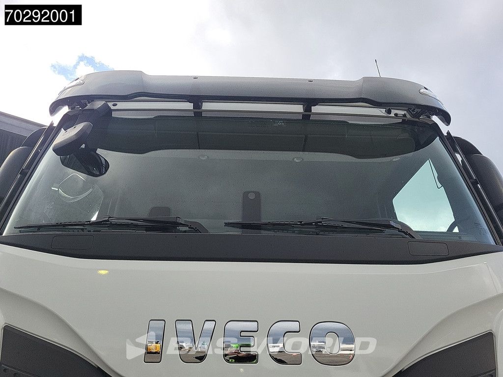 Iveco T-WAY 510 8X4 NEW! Retarder Big-Axle Steelsuspension LED Euro 6