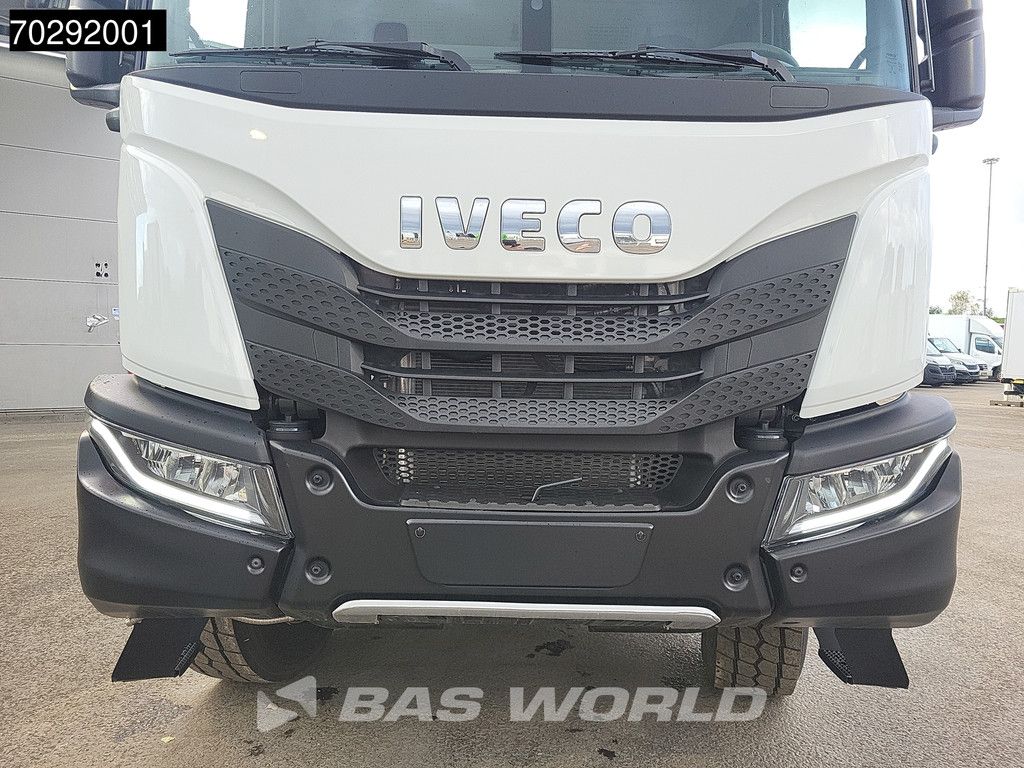 Iveco T-WAY 510 8X4 NEW! Retarder Big-Axle Steelsuspension LED Euro 6