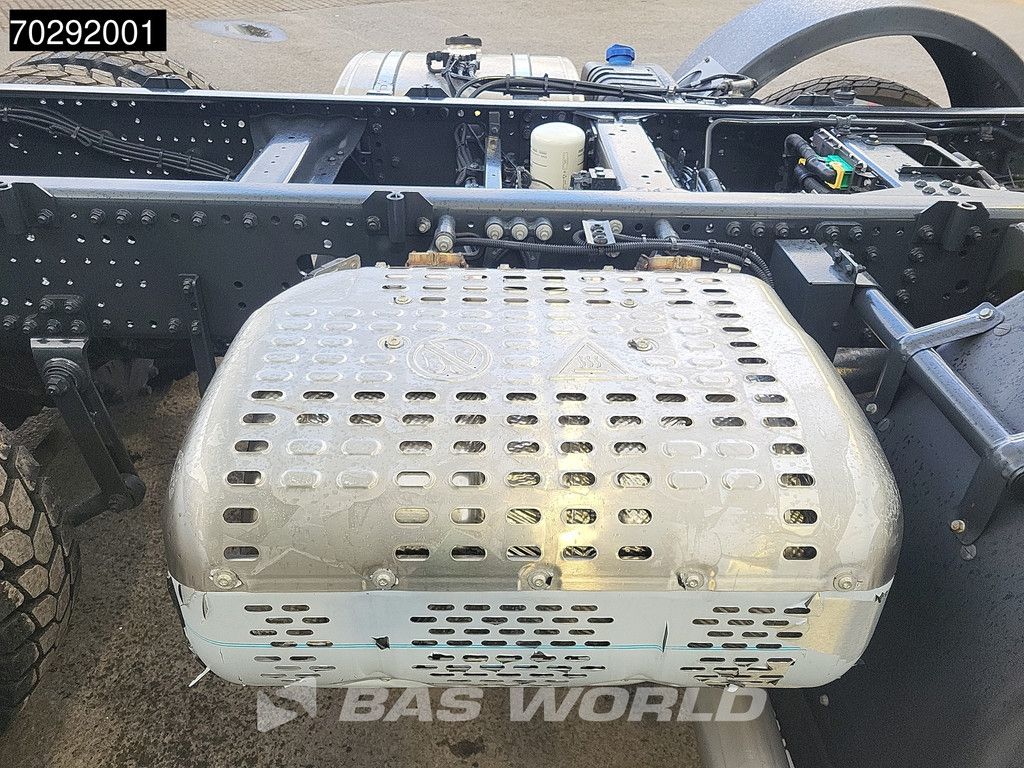 Iveco T-WAY 510 8X4 NEW! Retarder Big-Axle Steelsuspension LED Euro 6