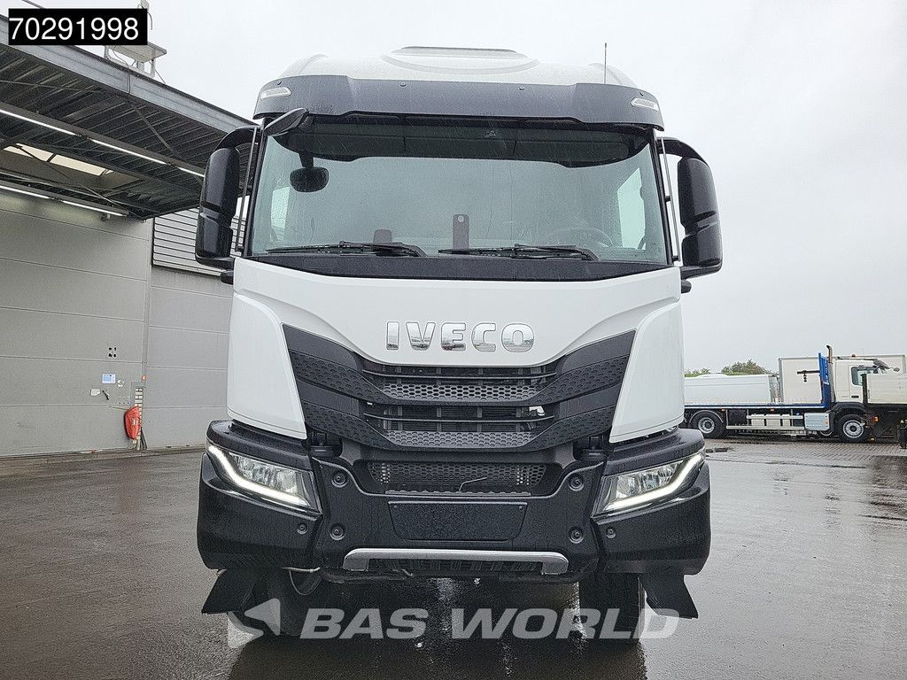 Iveco T-Way 510 8X4 NEW! Retarder Steelsuspension Big-Axle LED Euro 6