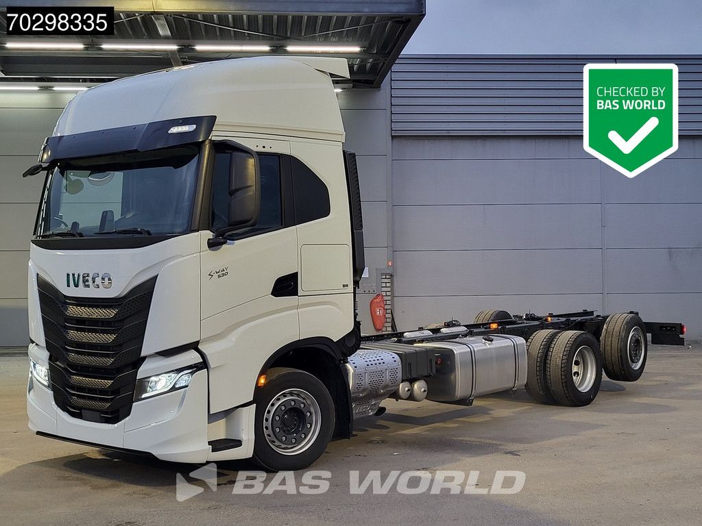 Iveco S-Way 530 6X2 NEW chassis! Retarder Standairco Lift+Steering-Axle Automatic LED ACC Euro 6