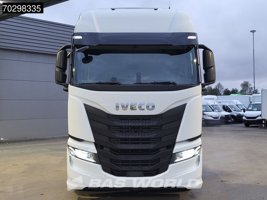 Iveco S-Way 530 6X2 NEW chassis! Retarder Standairco Lift+Steering-Axle Automatic LED ACC Euro 6