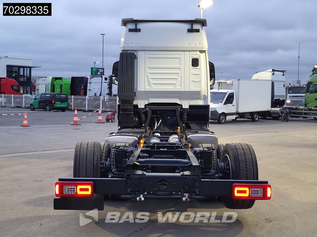 Iveco S-Way 530 6X2 NEW chassis! Retarder Standairco Lift+Steering-Axle Automatic LED ACC Euro 6