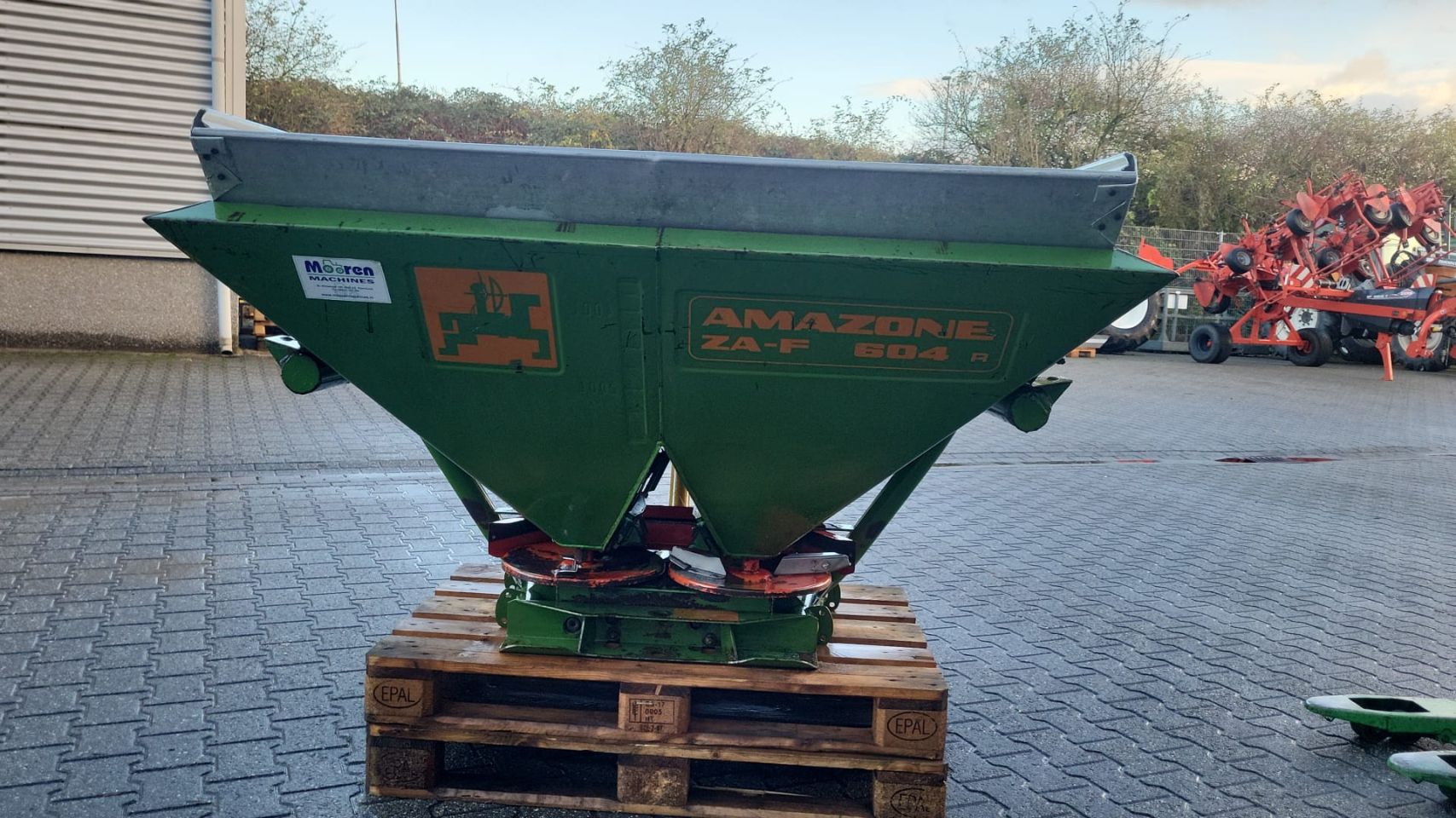 Amazone ZA-F 604 kunstmeststrooier
