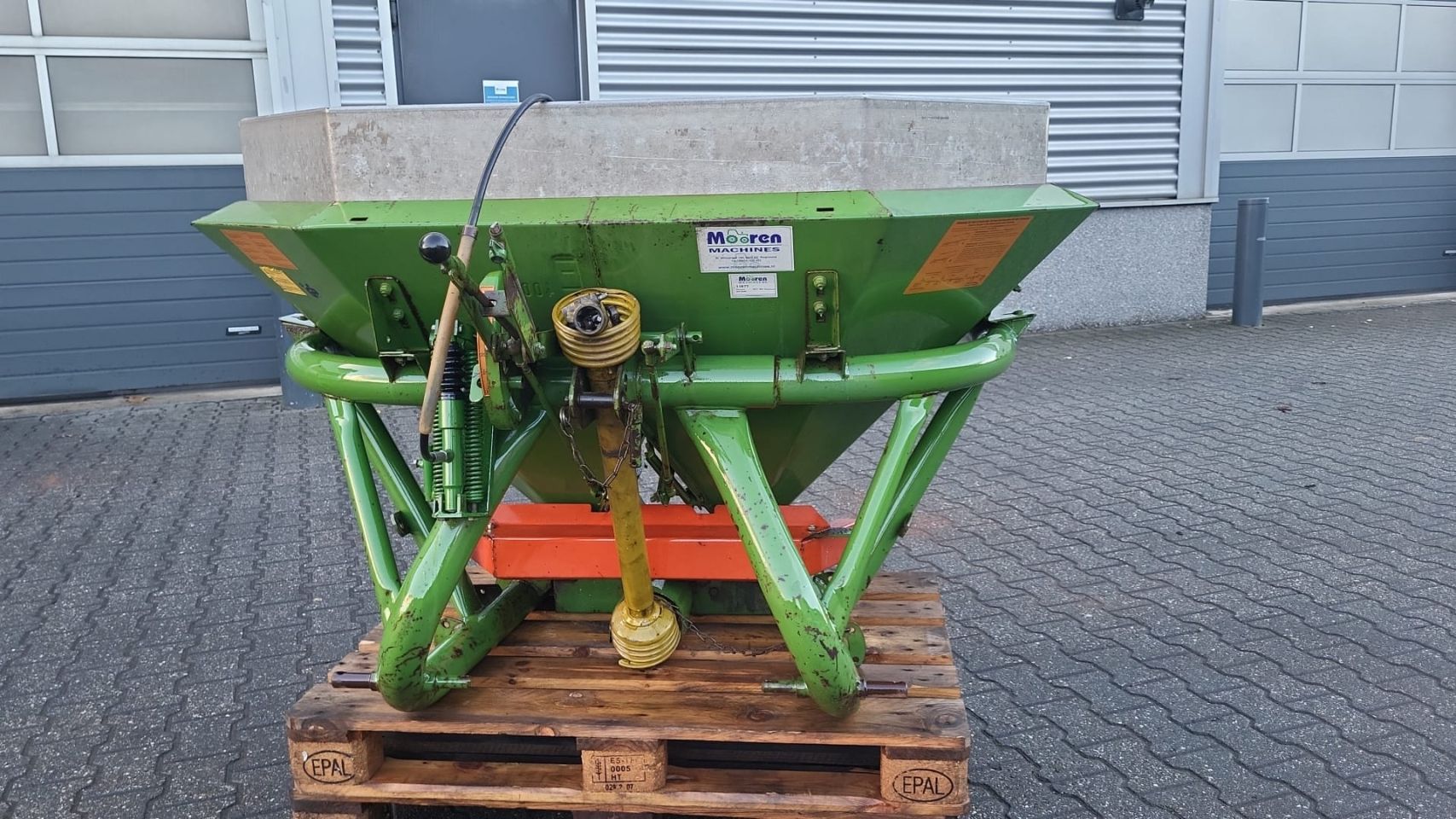 Amazone ZA-F 604 kunstmeststrooier