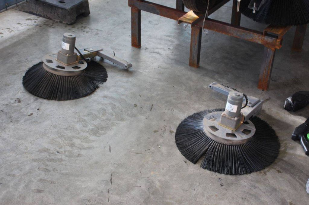 Kehrmaschine EV D19 Elektro 48V 2025 Neu