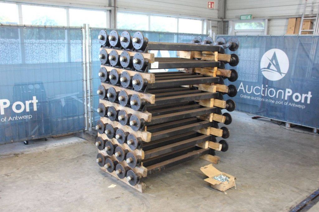 Posten Radachsen Knott 32x mit vielen Sechskantschrauben Neu