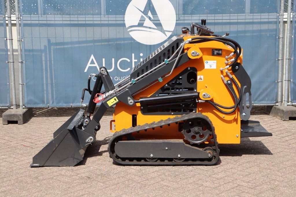 Skid Steer Loader Arteer QB-480 Petrol 24hp 2025 New