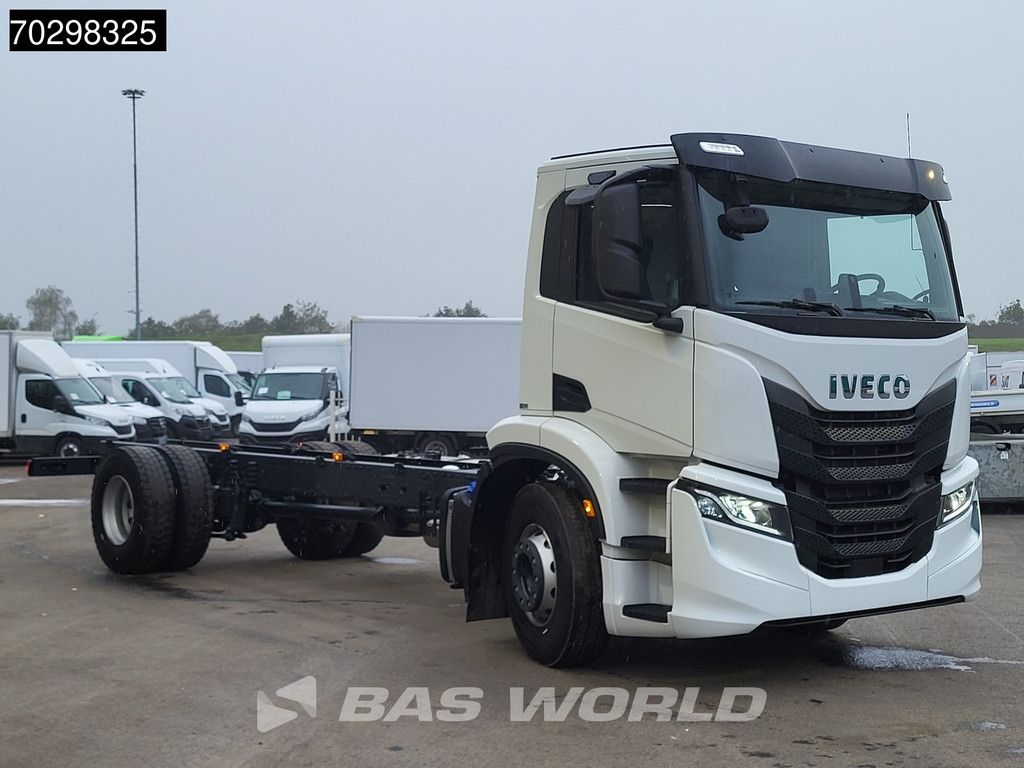 Iveco S-Way 340 4X2 NEW! Chassis Automatic LED Navi ACC Euro 6