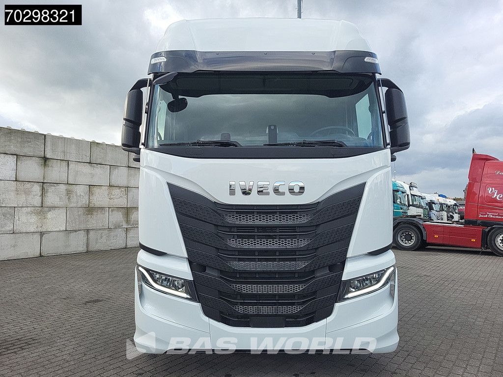 Iveco S-Way 460 4X2 NEW! BDF Navi ACC LED Automatic Euro 6