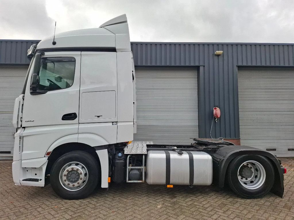 Mercedes-Benz Actros 1942 1942 NL-Truck