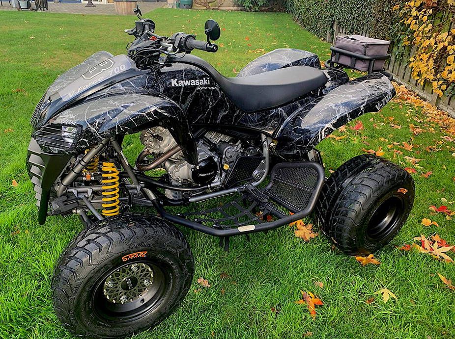 Quad Kawasaki KFX 700 (Margin)