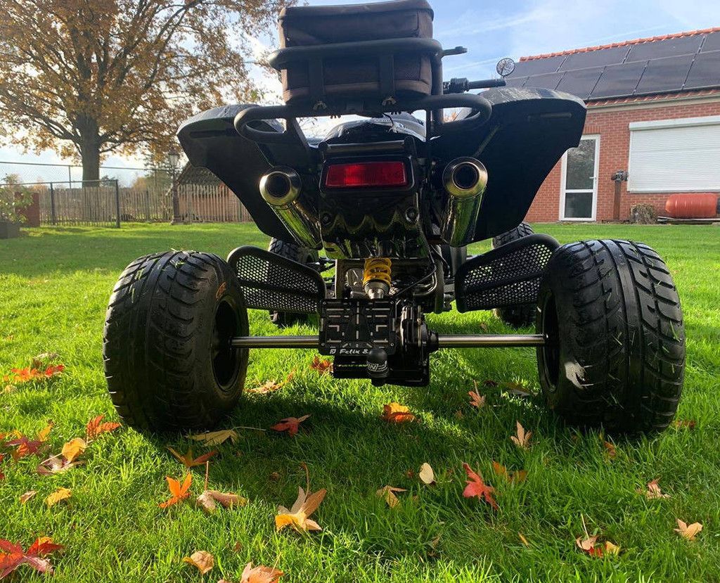 Quad Kawasaki KFX 700 (Margin)