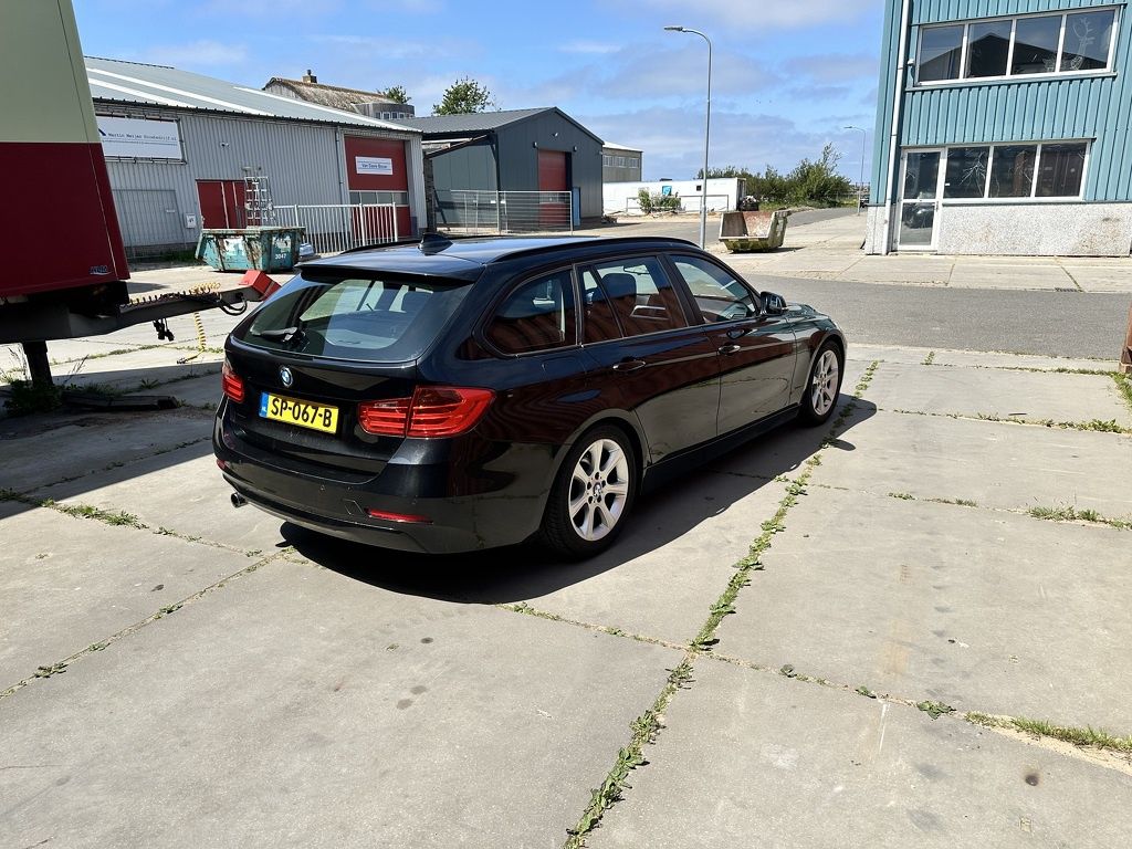 BMW 320D Touring