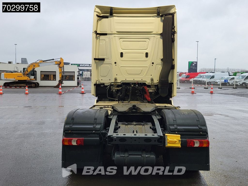 Mercedes Actros 1842 4X2 BigSpace Retarder Navi PPC ACC Euro 6