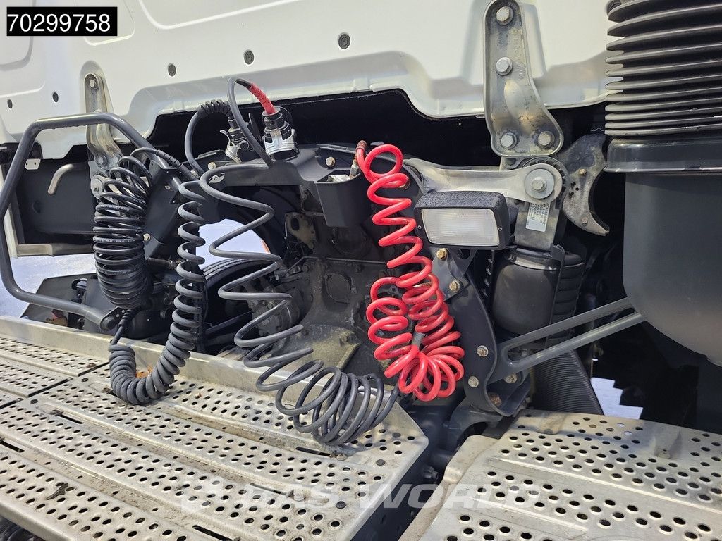 Mercedes Actros 1842 4X2 BigSpace Retarder Navi PPC ACC Euro 6