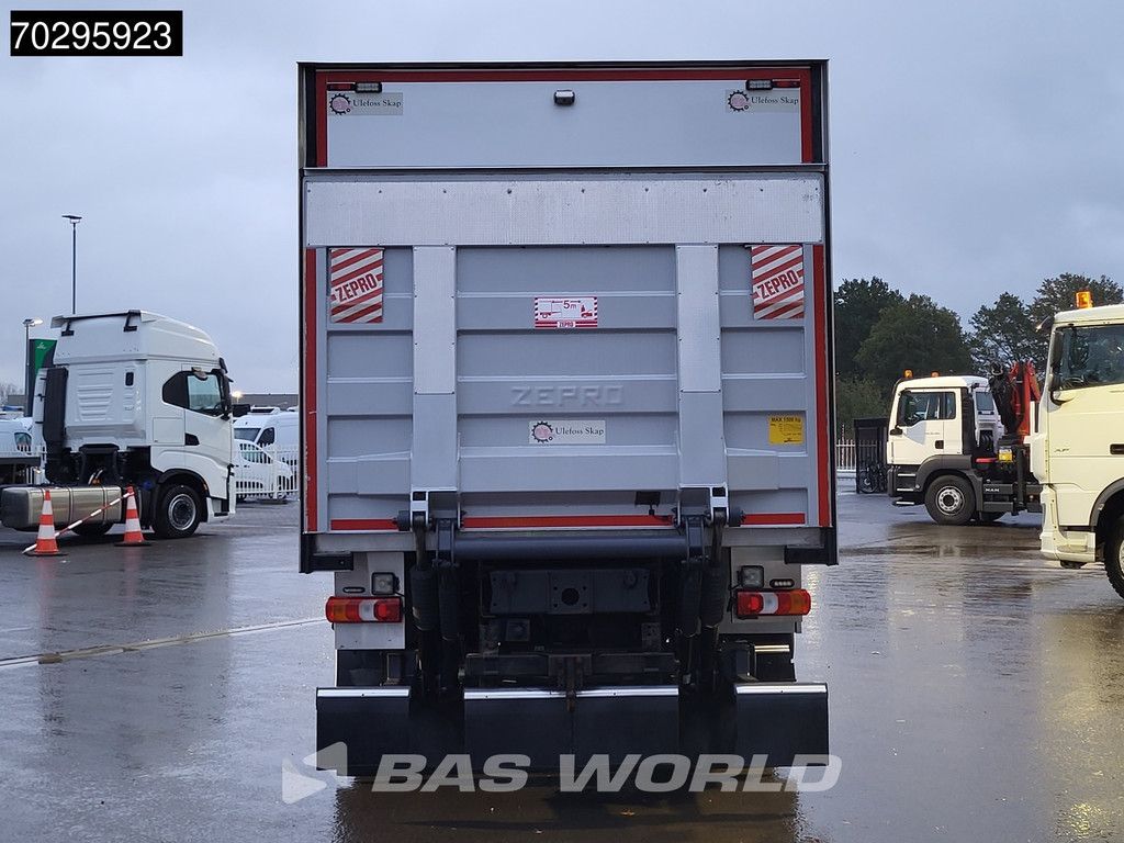 Mercedes Atego 1330 4X4 4x4 Steelsuspension 1500kg Ladebordwand Automatic Euro 6